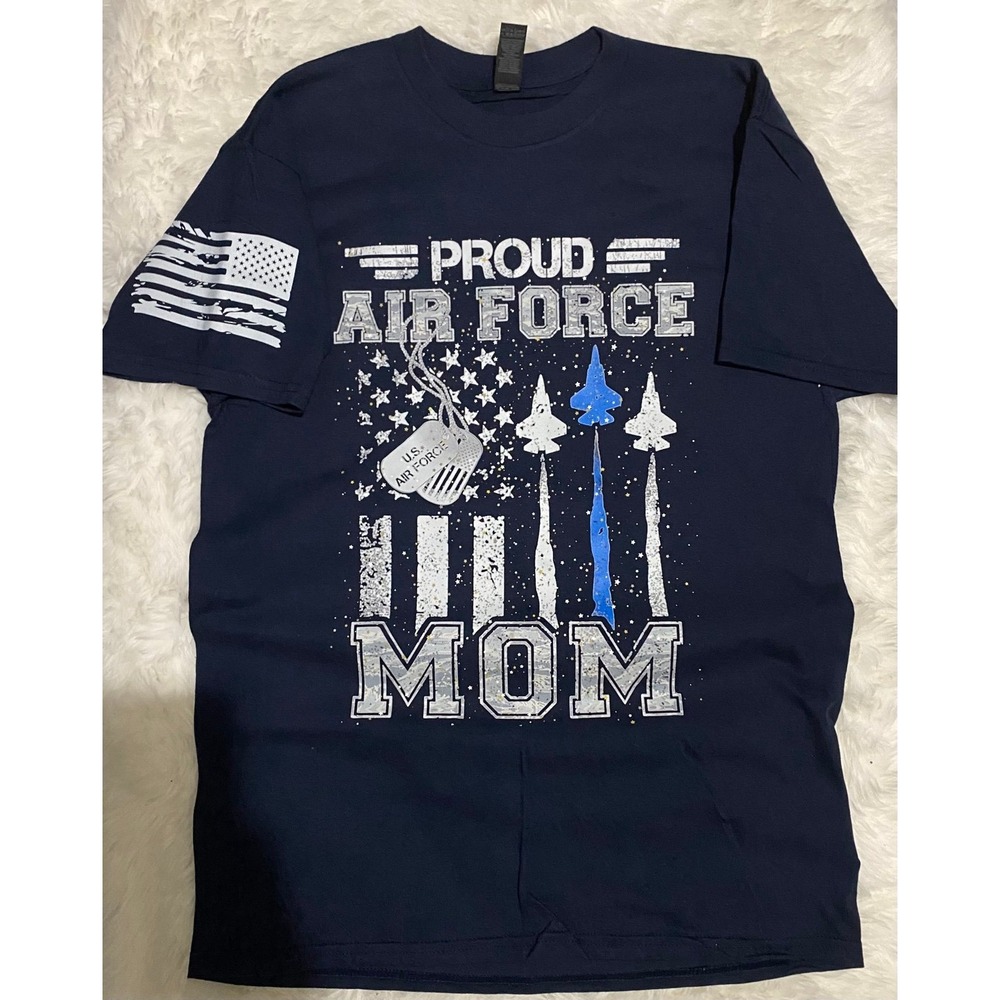 Proud Air Force Mom T-Shirt USA Flag Military Graphic Tee Patriotic Gift